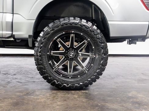 Used 2025 Ford F150 XLT w/ Equipment Group 301A Standard AWD/4WD image 16