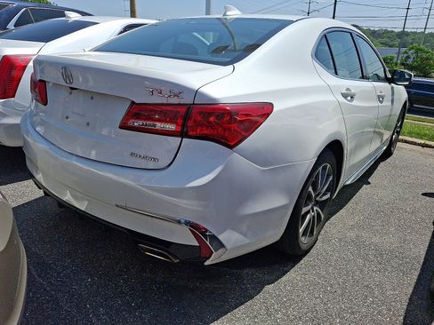 Used 2018 Acura TLX V6 SH-AWD w/ Technology Pkg image 5