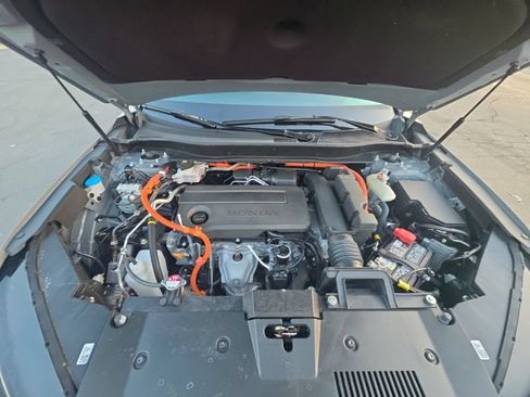 Used 2025 Honda CR-V Sport-L image 13