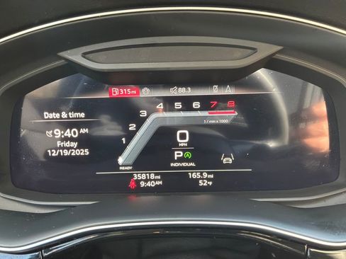 Used 2024 Audi Q7 3.0T Premium Plus image 16