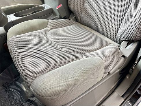 Used 2019 Nissan Frontier SV image 18