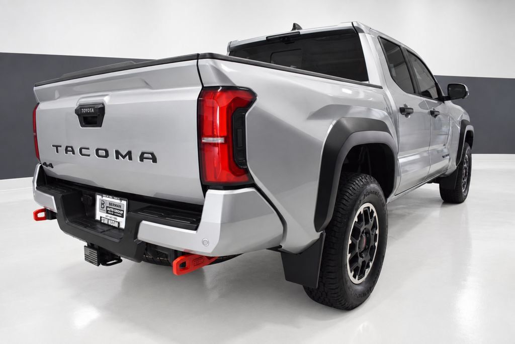Used 2024 Toyota Tacoma TRD Off-Road w/ TRD Off Road Premium Package AWD/4WD image 8
