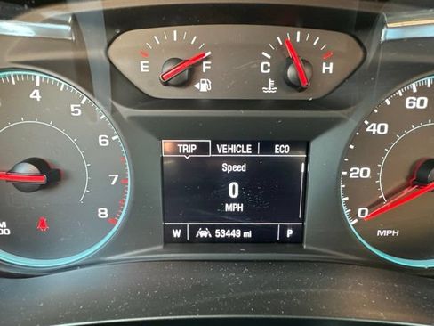 Used 2022 Chevrolet Traverse LT FWD image 11