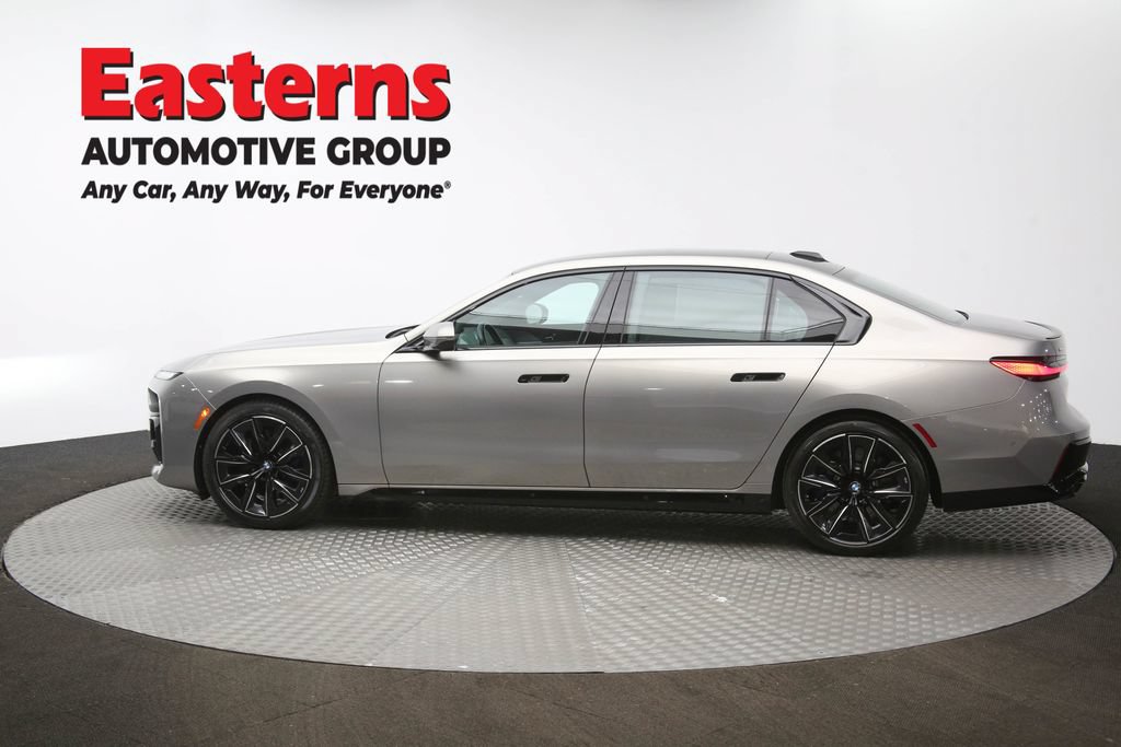 Used 2023 BMW 760i xDrive w/ Executive Package AWD/4WD image 67