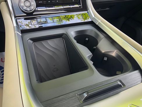 New 2026 Nissan Armada Platinum image 37