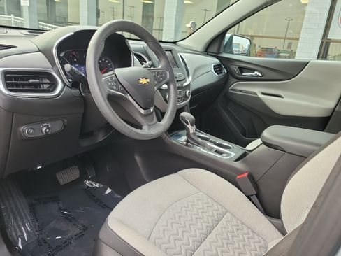 Used 2022 Chevrolet Equinox LT FWD image 19