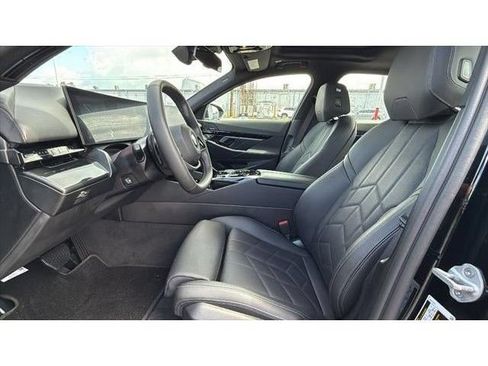Used 2026 BMW 530i RWD image 11