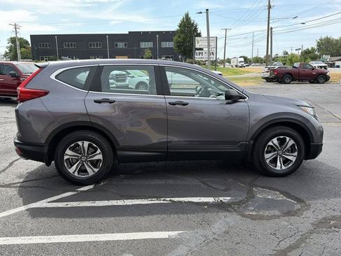 Used 2017 Honda CR-V LX image 4