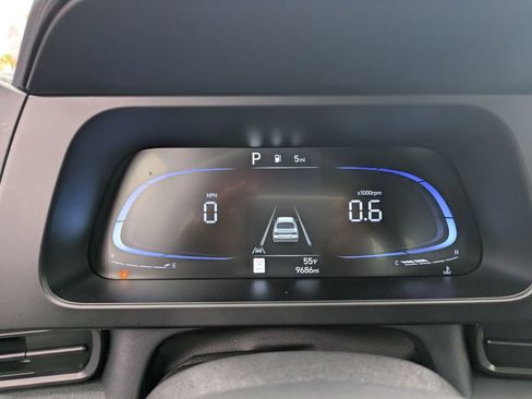 Used 2025 Hyundai Elantra Sport image 21