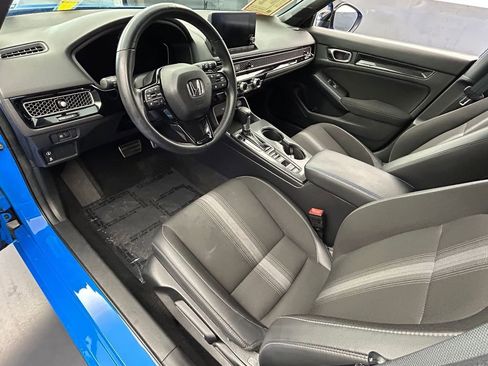 Used 2023 Honda Civic Sport image 12