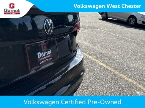 Certified 2024 Volkswagen Jetta GLI Autobahn FWD image 15