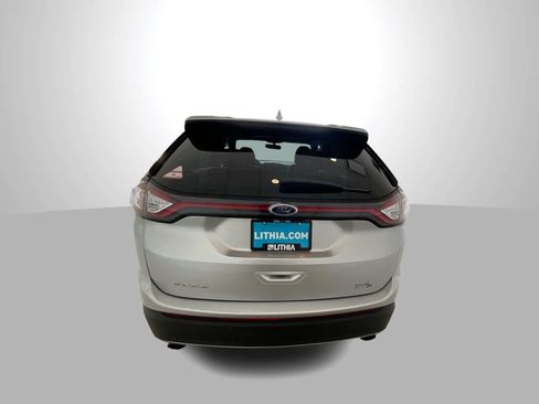 Used 2018 Ford Edge SEL w/ Equipment Group 201A AWD/4WD image 7