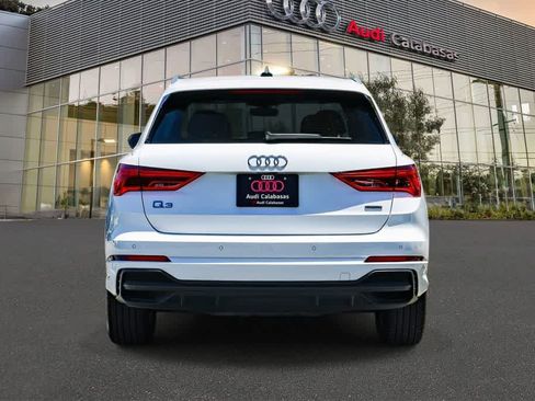 Used 2023 Audi Q3 2.0T Premium AWD/4WD image 3
