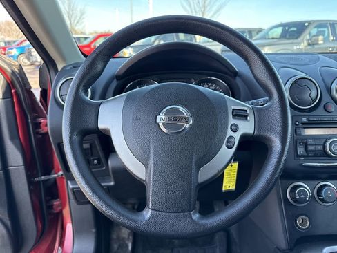 Used 2013 Nissan Rogue S image 16