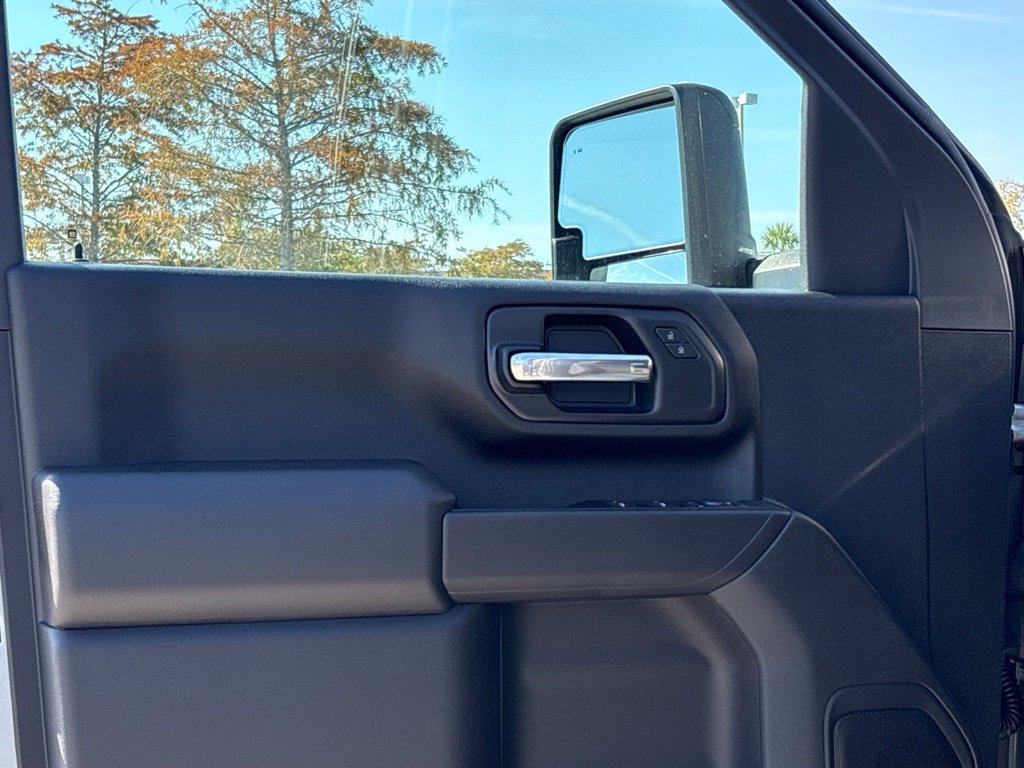 New 2026 Chevrolet Silverado 2500 Custom w/ Custom Value Package AWD/4WD image 30
