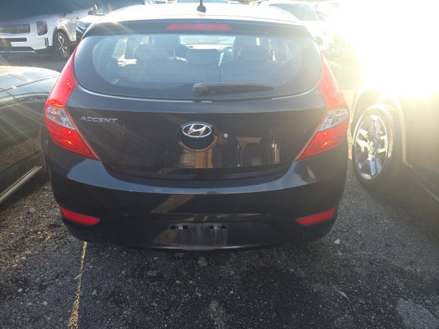 Used 2013 Hyundai Accent GS FWD image 9