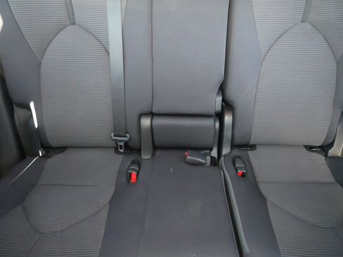 Certified 2024 Toyota Highlander LE image 16