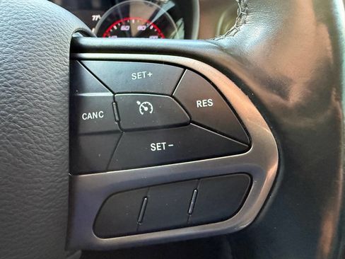 Used 2020 Dodge Charger SXT w/ Leather Interior Group image 36