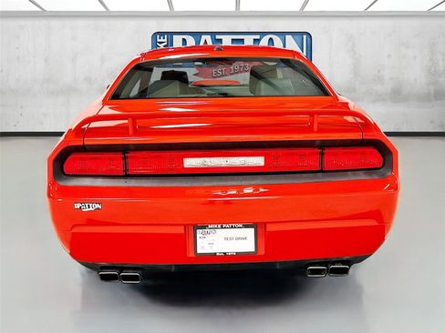 Used 2010 Dodge Challenger R/T image 6