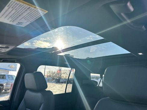 Certified 2021 Chevrolet Suburban Z71 image 31