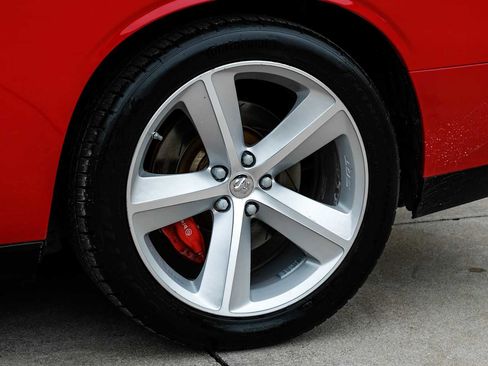 Used 2009 Dodge Challenger SRT8 w/ SRT Option Group II RWD image 46
