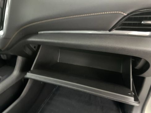 Used 2018 Chevrolet Traverse LT AWD/4WD image 21