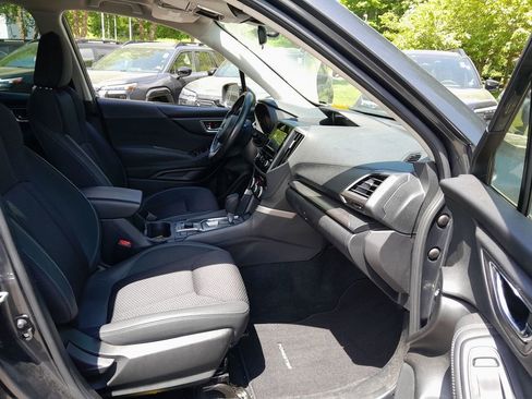Used 2023 Subaru Forester Premium AWD/4WD image 37