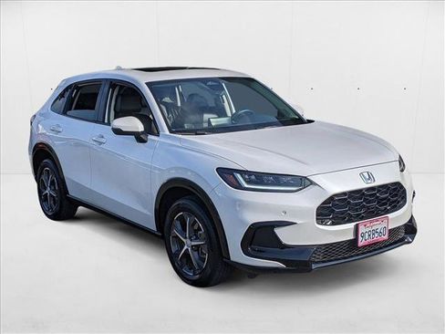 Used 2023 Honda HR-V EX-L image 3