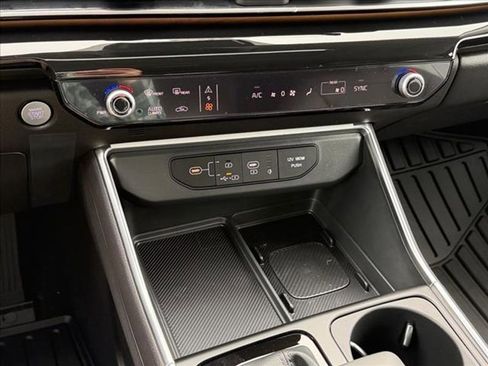 New 2026 Kia Carnival SX Prestige image 23