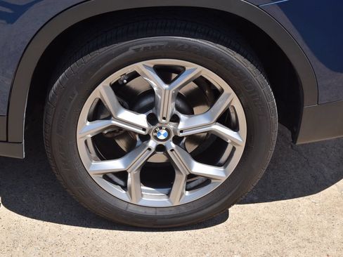 Used 2023 BMW X3 xDrive30i AWD/4WD image 12