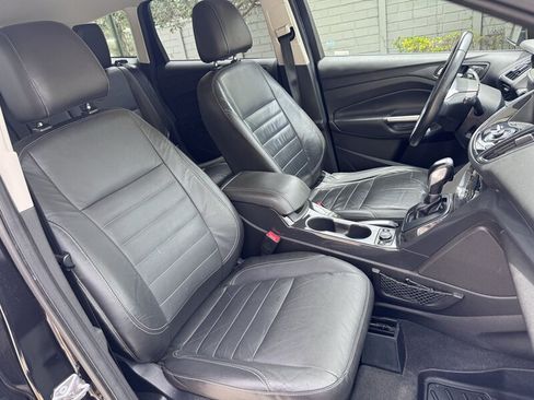 Used 2015 Ford Escape Titanium AWD/4WD image 15