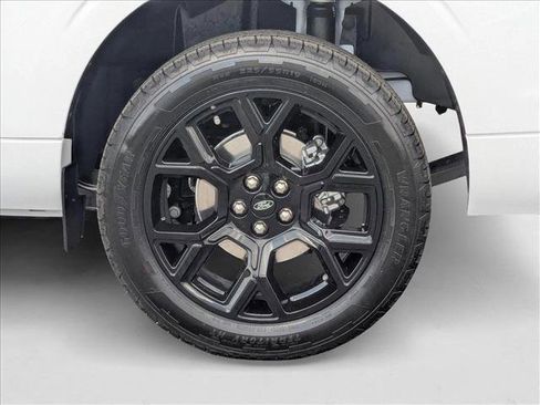 New 2025 Ford Maverick Lobo image 9