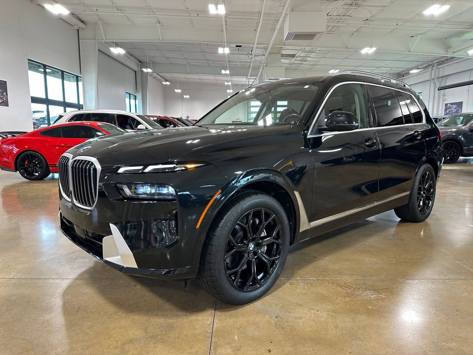 Used 2023 BMW X7 xDrive40i AWD/4WD image 3