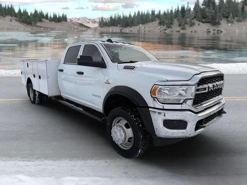 Used 2021 RAM 5500 Tradesman w/ Chrome Appearance Group AWD/4WD image 1