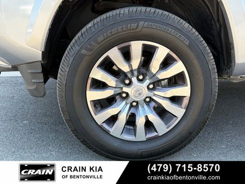 Used 2021 Toyota Tacoma Limited image 34