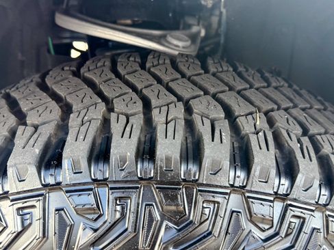 Used 2024 Ford Bronco Wildtrak AWD/4WD image 11