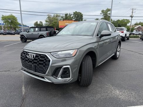 Used 2023 Audi Q5 2.0T Premium Plus w/ Premium Plus Package AWD/4WD image 2