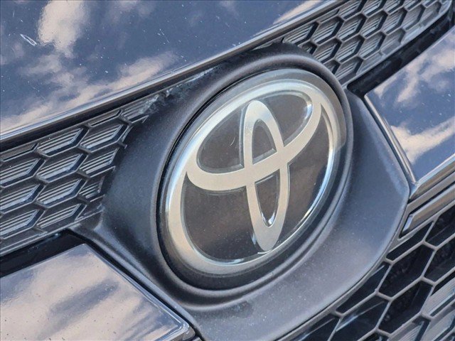 Used 2020 Toyota Corolla LE FWD image 30