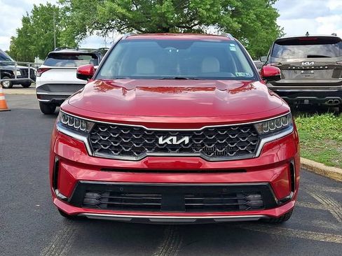 Used 2023 Kia Sorento EX AWD/4WD image 2