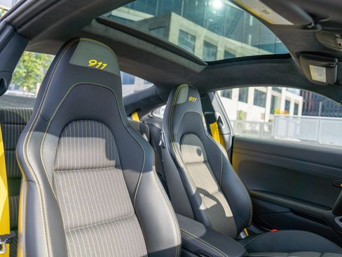 Certified 2019 Porsche 911 Carrera T RWD image 26