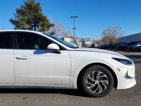 Used 2021 Hyundai Sonata Blue image 4