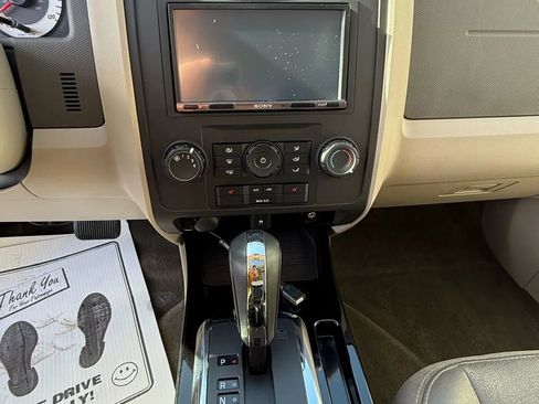 Used 2010 MAZDA Tribute s Grand Touring image 14