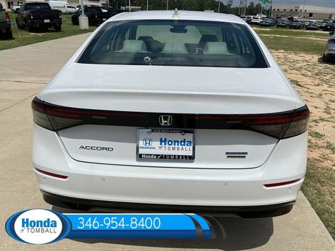 New 2026 Honda Accord Hybrid Touring image 5