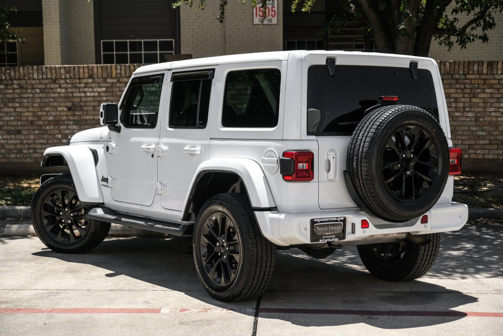 Used 2021 Jeep Wrangler Unlimited Sahara AWD/4WD image 20
