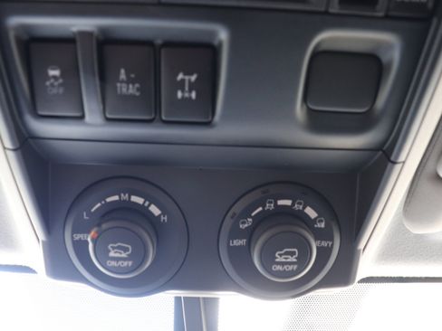 Used 2016 Toyota 4Runner Trail Premium image 62