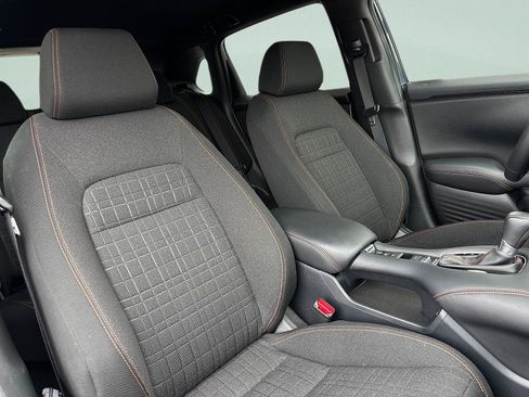 Certified 2024 Honda HR-V Sport image 31