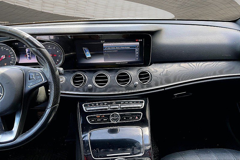 Used 2017 Mercedes-Benz E 300 image 5