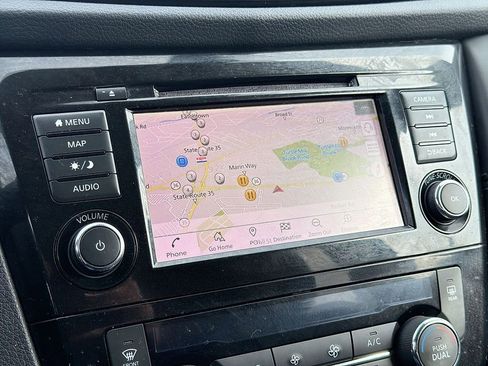 Used 2018 Nissan Rogue SL AWD/4WD image 27