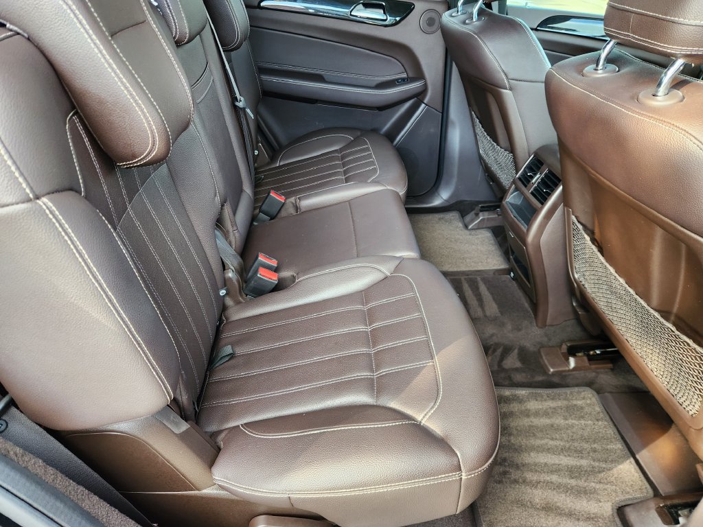Used 2018 Mercedes-Benz GLS 450 4MATIC image 31