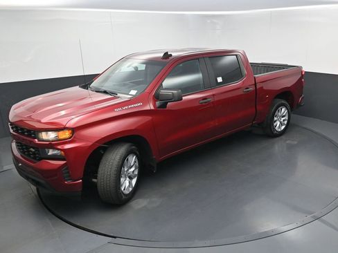 Used 2019 Chevrolet Silverado 1500 Custom w/ Custom Convenience Package RWD image 26